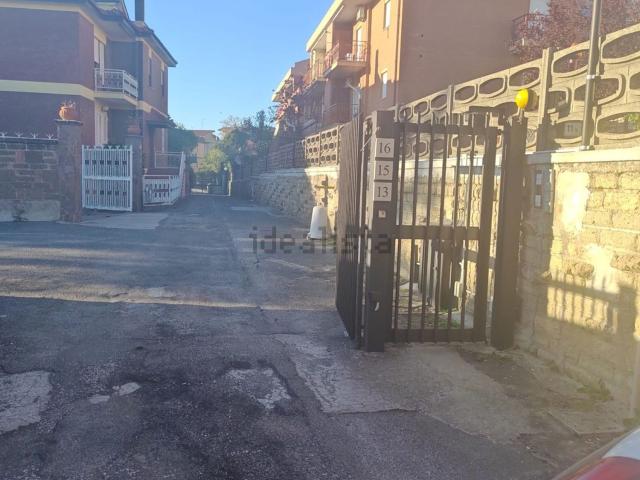 Appartamento in vendita di 80 m² in Via Pratolungo, 15