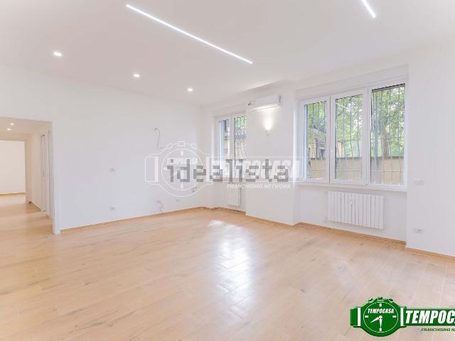 Appartamento in vendita di 80 m² in Via Privata Ludovico Cavaleri, 7