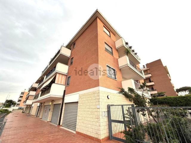 Appartamento in vendita di 80 m² in Via Raffaello Liberti, 113