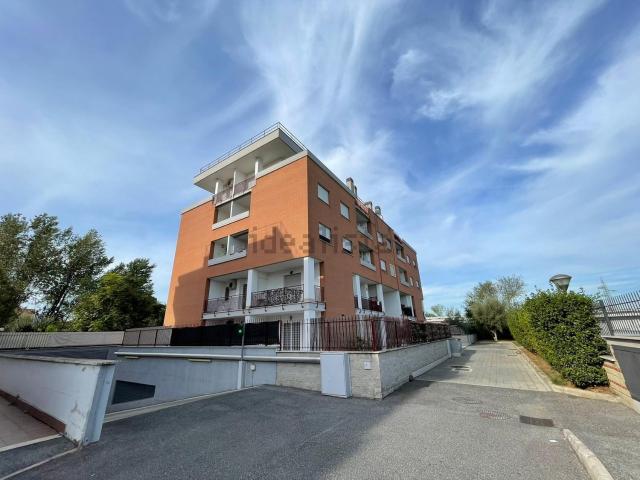 Appartamento in vendita di 80 m² in Via Renzo Vespignani