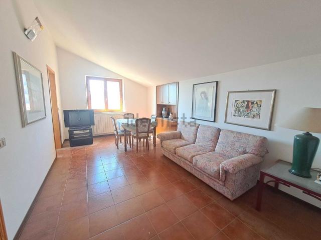 Appartamento in vendita di 80 m² in Via Rimembranze