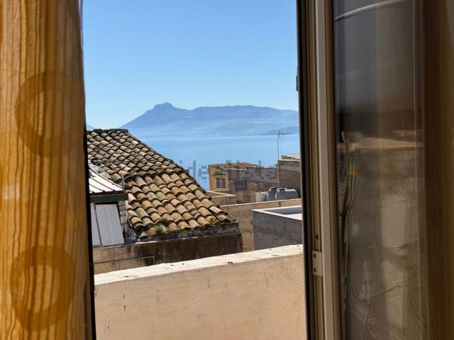 Appartamento in vendita di 80 m² in Via Roma