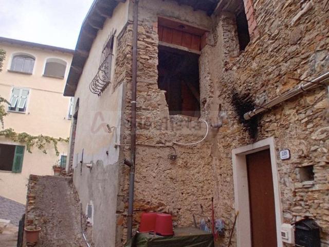 Appartamento in vendita di 80 m² in Via Ruffini, 137