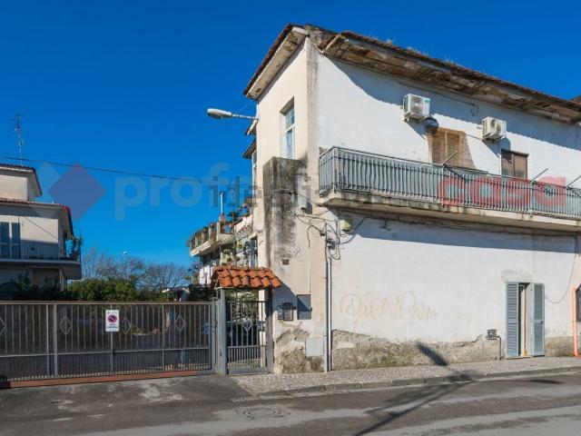 Appartamento in vendita di 80 m² in Via S. Pietro