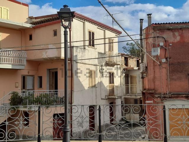 Appartamento in vendita di 80 m² in Via S.S. Rosario