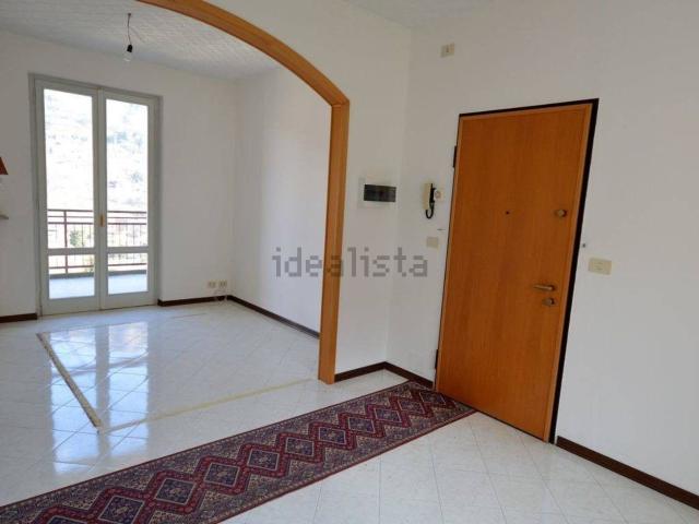 Appartamento in vendita di 80 m² in Via Sant&apos Anna
