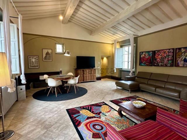 Appartamento in vendita di 80 m² in Via Sant&apos Egidio