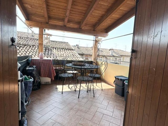 Appartamento in vendita di 80 m² in Via Santa Giulia, 4