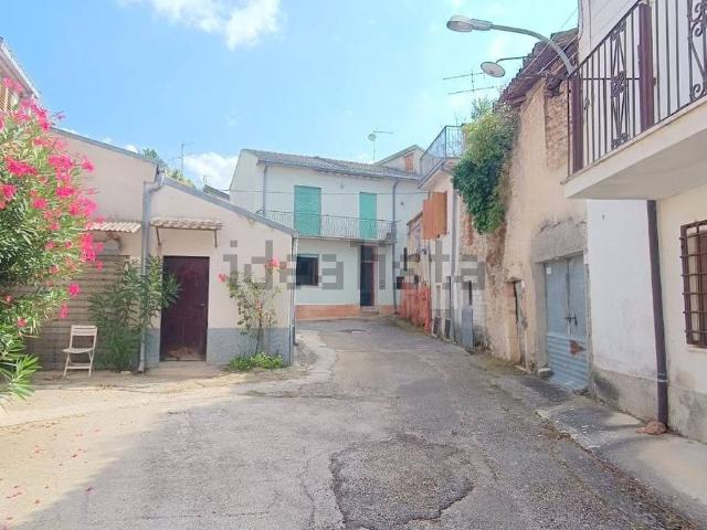 Appartamento in vendita di 80 m² in Via Santa Lucia, 2