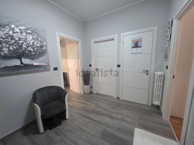 Appartamento in vendita di 80 m² in Via Santhià, 47