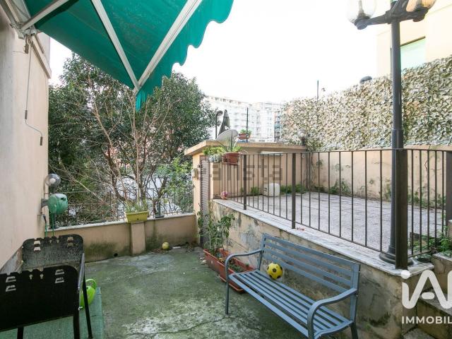Appartamento in vendita di 80 m² in Via San Bartolomeo del Fossato, 93
