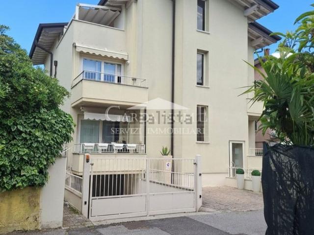 Appartamento in vendita di 80 m² in Via San Benigno