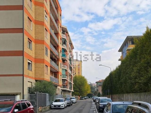Appartamento in vendita di 80 m² in Via San Pio X, 10