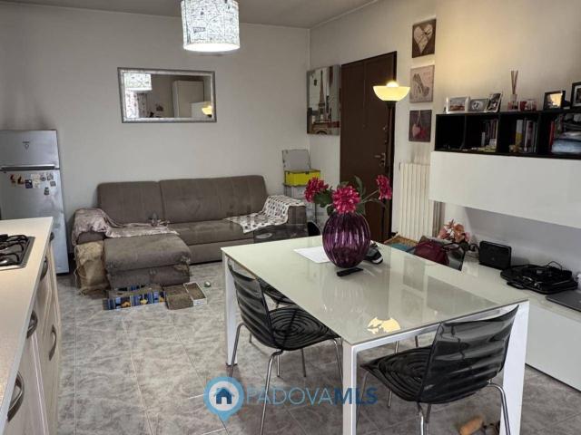 Appartamento in vendita di 80 m² in Via San Pio X