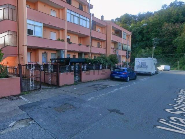 Appartamento in vendita di 80 m² in Via Salvatore Alessi, 11