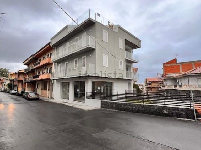 Appartamento in vendita di 80 m² in Via Salvo D&apos Acquisto, 30