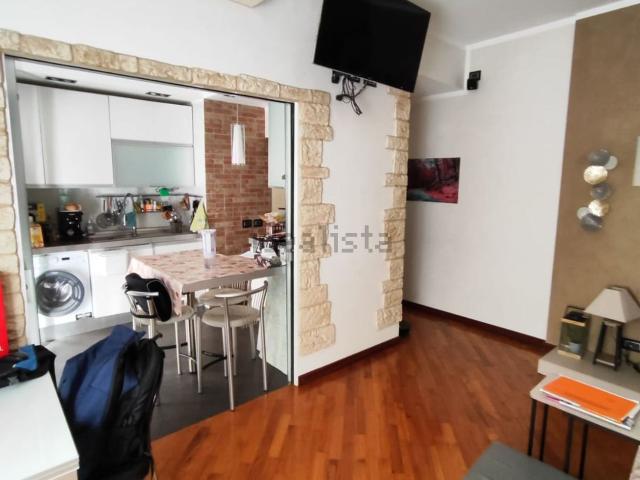 Appartamento in vendita di 80 m² in Via Salvo D&apos Acquisto