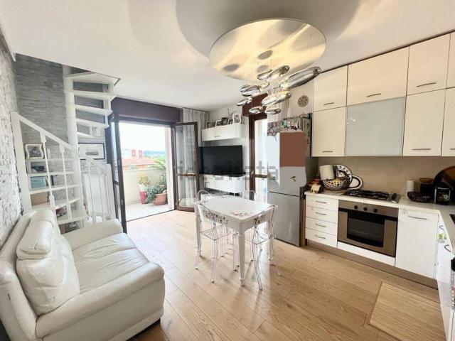 Appartamento in vendita di 80 m² in Via Sebastiano Satta, 32