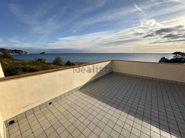 Appartamento in vendita di 80 m² in Via Serra