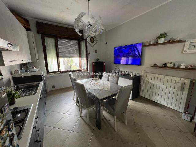 Appartamento in vendita di 80 m² in Via Silvio Pellico