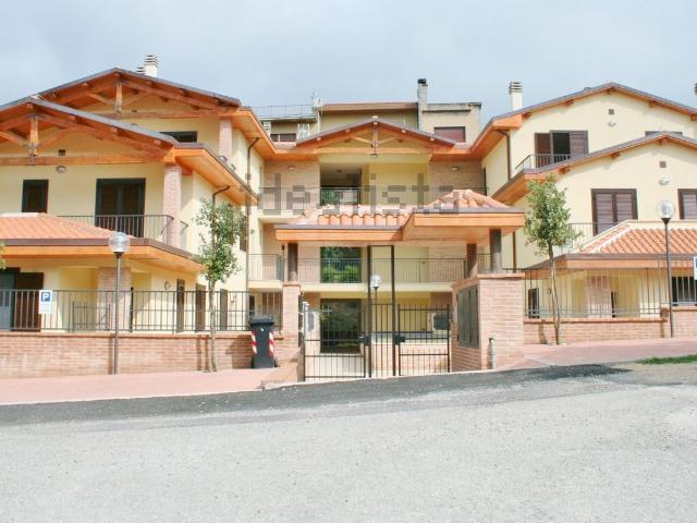 Appartamento in vendita di 80 m² in Via Silvio Pellico, 15