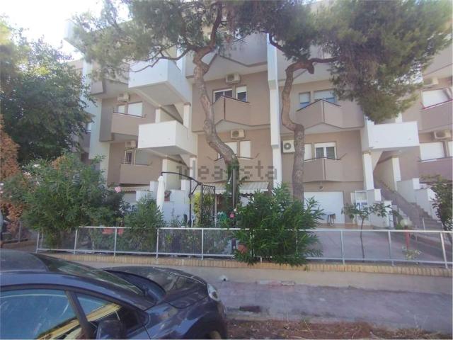 Appartamento in vendita di 80 m² in Viale Mar Ligure, 18