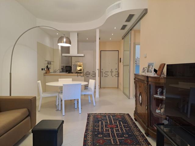 Appartamento in vendita di 80 m² in Viale Anello del Pino