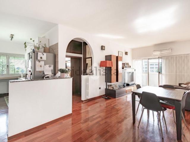 Appartamento in vendita di 80 m² in Viale Bolivia, 39