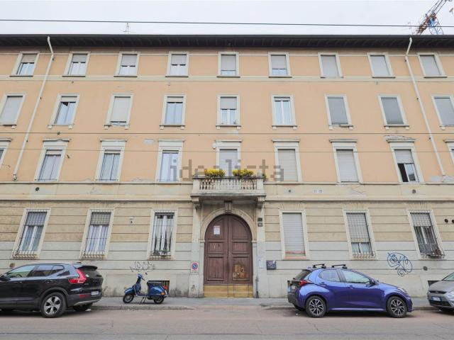 Appartamento in vendita di 80 m² in Viale Carlo Espinasse, 60