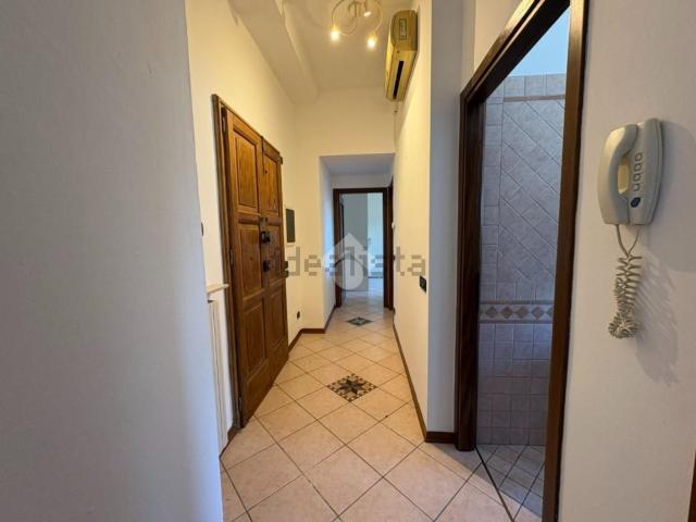 Appartamento in vendita di 80 m² in Viale Duca degli Abruzzi, 2
