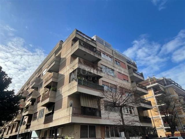Appartamento in vendita di 80 m² in Viale dei Promontori