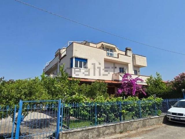 Appartamento in vendita di 80 m² in Viale del Sole, 22