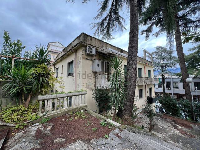 Appartamento in vendita di 80 m² in Viale della Repubblica