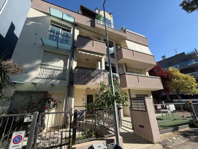 Appartamento in vendita di 80 m² in Viale G. Mameli, 19