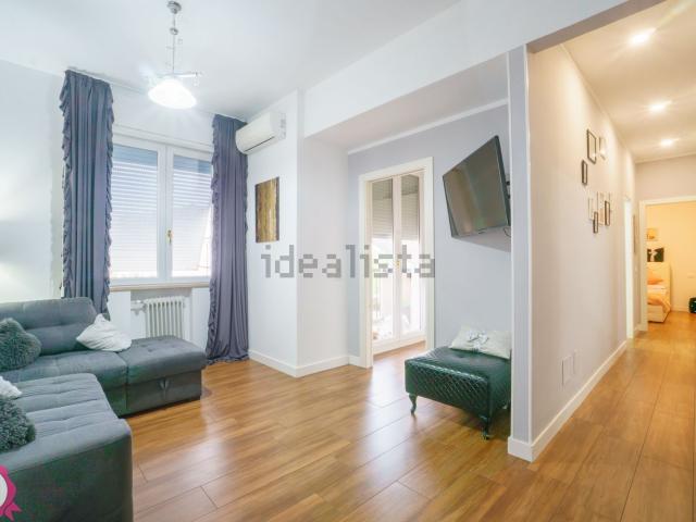 Appartamento in vendita di 80 m² in Viale Giovanni Amendola, 4
