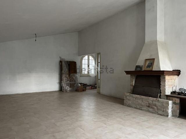 Appartamento in vendita di 80 m² in Viale I. Ricci, 26