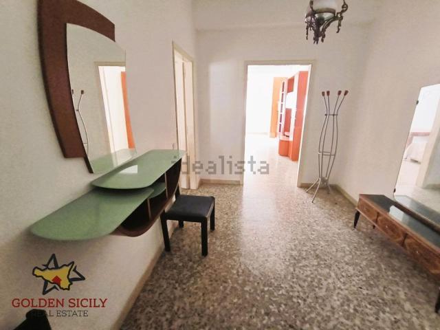 Appartamento in vendita di 80 m² in Viale Tica