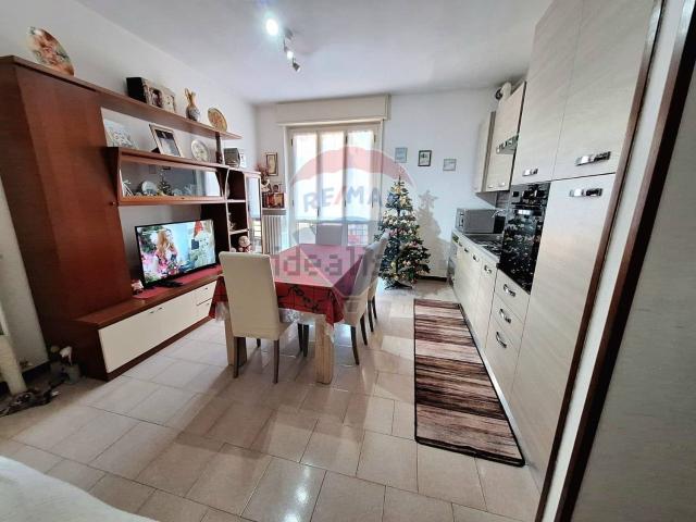 Appartamento in vendita di 80 m² in Viale Trieste, 2