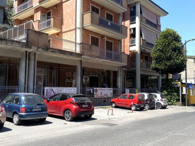 Appartamento in vendita di 80 m² in Viale Ungheria, 90