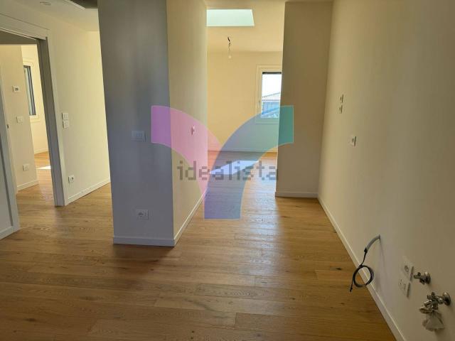 Appartamento in vendita di 80 m² in Viale XV Luglio, 81