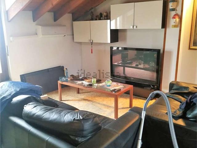 Appartamento in vendita di 80 m² in Via Rosina, 6