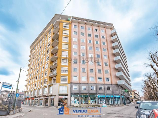 Appartamento in vendita di 81 m² in Corso Giuseppe Garibaldi, 90