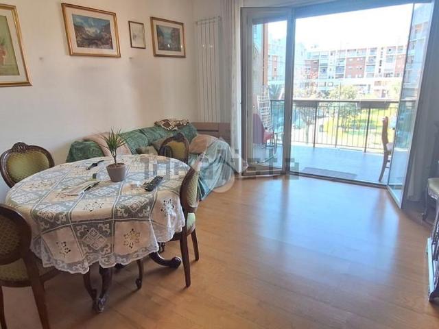 Appartamento in vendita di 81 m² in Piazza Gaspare Ambrosini, 27