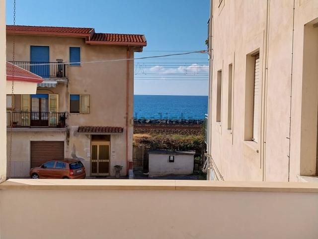 Appartamento in vendita di 81 m² in Strada Statale 18 Tirrena Inferiore, 160