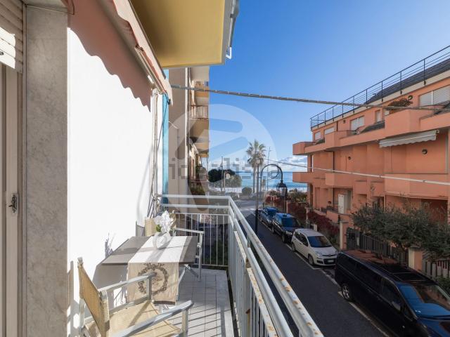 Appartamento in vendita di 81 m² in Via Torino, 10