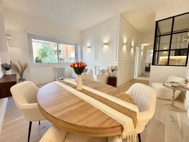 Appartamento in vendita di 81 m² in Via Ugo de Carolis, 141