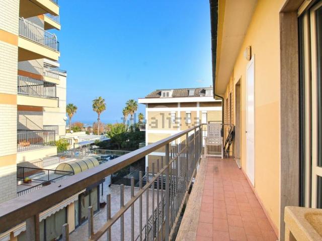 Appartamento in vendita di 81 m² in Via Umberto Giordano, 2