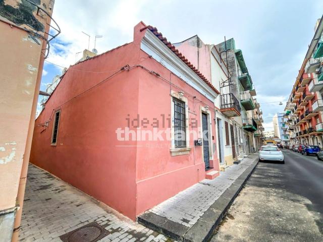 Appartamento in vendita di 81 m² in Via X Ottobre