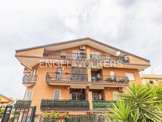 Appartamento in vendita di 81 m² in Via Amatore Sciesa
