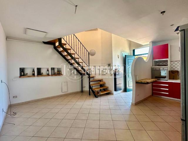 Appartamento in vendita di 81 m² in Via Aurelia Sud, 90